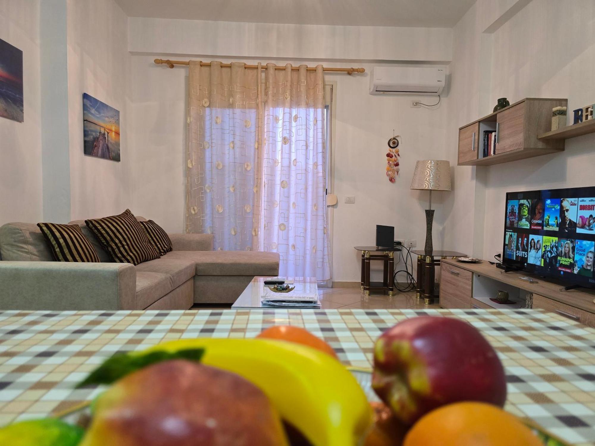 Modern , Quiet , Family Friendly & Fully Furnished Apartment Vlore Exterior photo